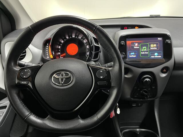 Toyota AYGO 1.0 VVT-i x-play Automaat Apple carplay Camera