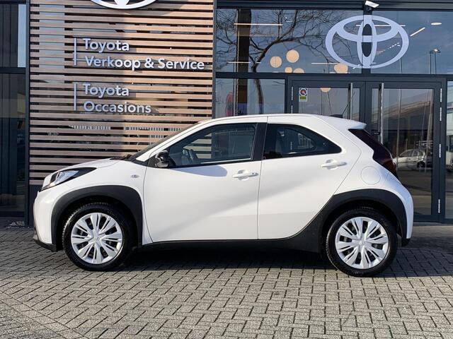 Toyota AYGO X 1.0 VVT-i MT Play