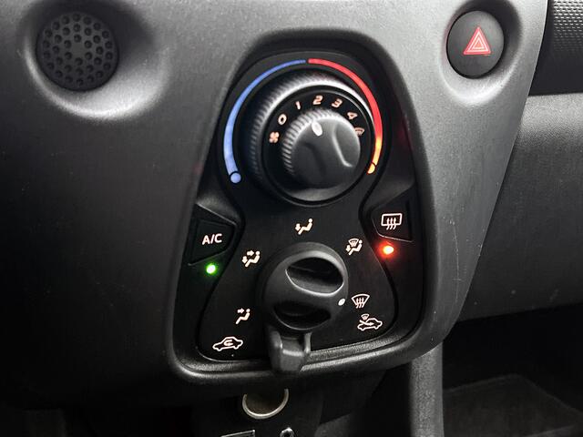 Toyota AYGO 1.0 VVT-i x-fun | 1e Eigenaar | NIEUW GELEVERD & ONDERHOUDEN | Bluetooth | Airco |