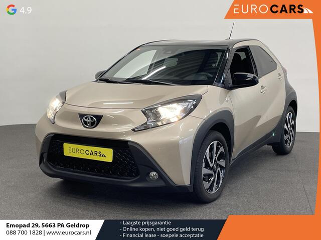 Toyota AYGO X 1.0 VVT-i Automaat Pulse Navigatie Apple Carplay/Android Auto Camera 17" Lichtmetalen Velgen Climate Control Adaptive Cruise Control Two Tone