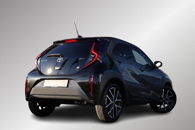 Toyota AYGO X Hybrid 115 GR Sport, Keyless entry, JBL, Stoelverwarming, Adaptieve cruise control, Parkeercamera.