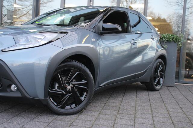 Toyota AYGO X 1.0 VVT-i S-CVT Pulse Two-tone Automaat
