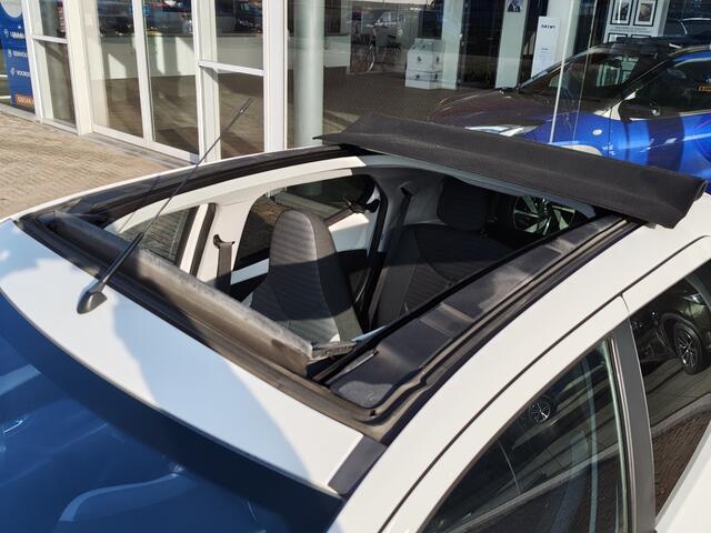Toyota AYGO 1.0 VVT-i x-first Cabrio | El. Schuifdak | Android Auto | DAB |