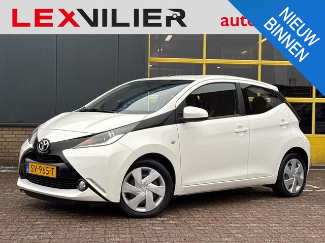Toyota AYGO 1.0 VVT-i x-nav Incl 12 maanden Bovag garantie