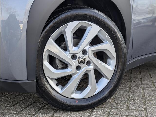 Toyota AYGO X 1.0 VVT-i MT first | Stoelverwarming | Climate Control | Camera | Led | ACC | Licht- regensensor