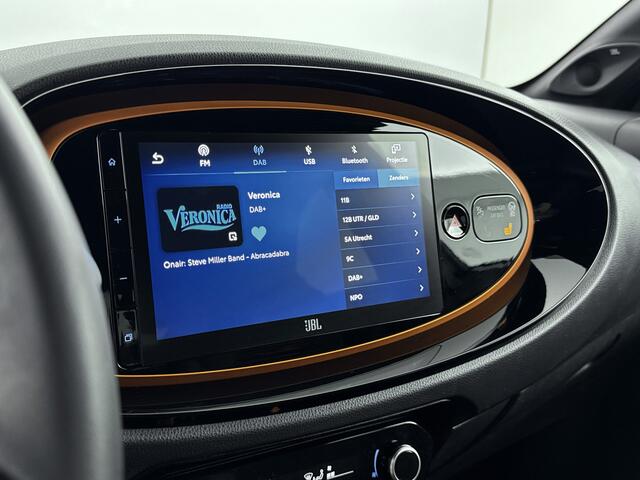 Toyota AYGO X 1.0 VVT-i S-CVT Limited | Climate control | Full map navigatie | Stoelverwarming |