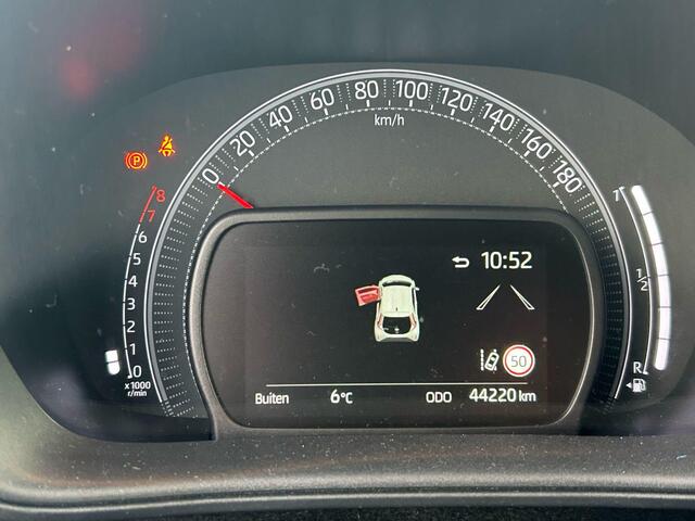 Toyota AYGO X 1.0 VVT-I MT PULSE I CLIMATE CONTROL I P-CAMERA I APPLE CARPLAY I ADAPTIVE CRUISE CONTROL