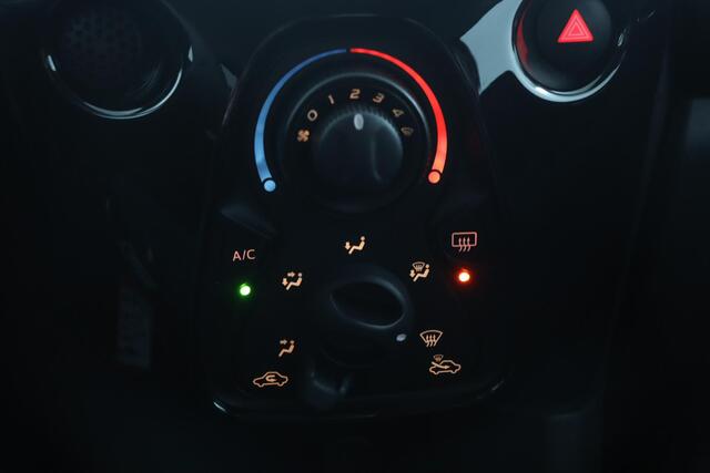 Toyota AYGO 1.0 VVT-i x-cite | Apple Carplay/Android auto | Airco | Parkeercamera | Lichtmetalen-Velgen |