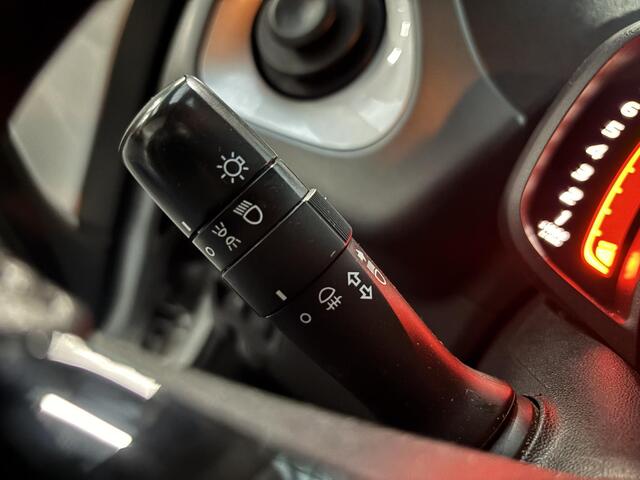 Toyota AYGO 1.0 VVT-i x-play