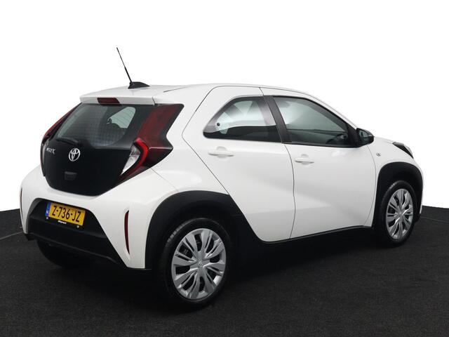 Toyota AYGO X 1.0 VVT-i MT Play | Parkeer Camera | Adaptieve Cruise control | Apple Carplay |
