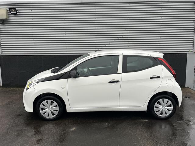 Toyota AYGO 1.0 VVT-i x-fun Volledig Dealeronderhouden, 1e eign. Airco