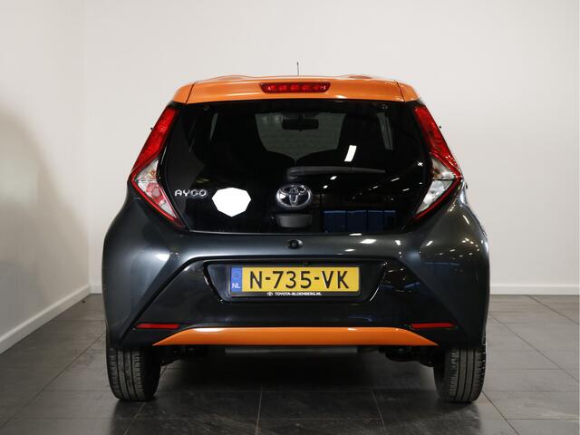 Toyota AYGO 1.0 VVT-i x-JBL | CarPlay | Achteruitrijcamera |