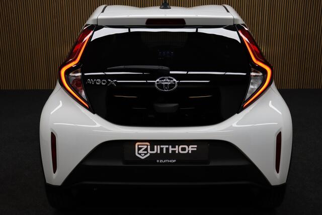 Toyota AYGO X 1.0 VVT-i S-CVT Pulse Facelift | Direct Leverbaar! | Adaptive-cruise | Camera | Clima | Apple Carplay & Android Auto | Maps Navigatie | Full Led | LM Velgen | Stoelverwarming