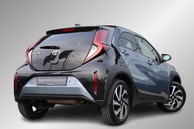 Toyota AYGO X 1.0 VVT-i Envy, Parkeersensoren Keyless entry, Adaptieve cruise control, Stoelverwarming, Climate control.
