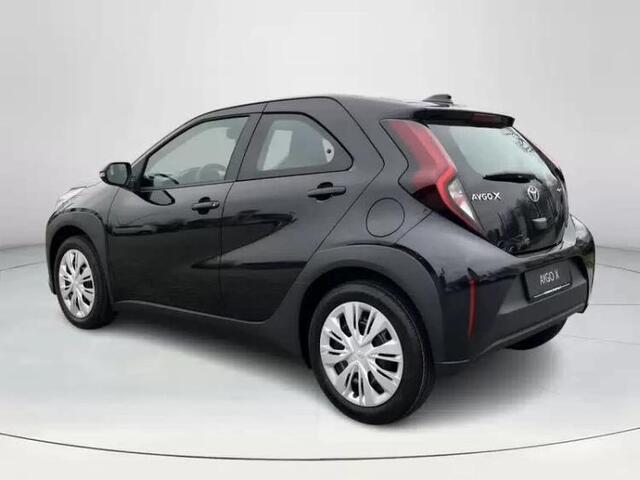 Toyota AYGO X Hybrid 115 play **HYBRIDE/ AUTOMAAT/ NIEUWE AUTO**