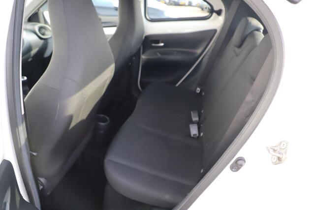 Toyota AYGO X 1.0 VVT-i MT Play Carplay Android Achteruitrijcamera Airco All-season Banden