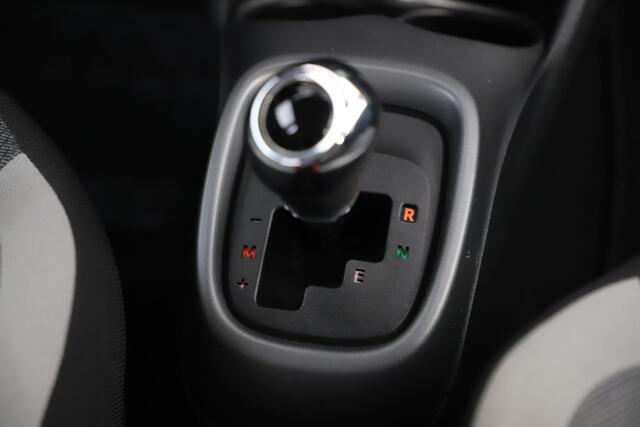 Toyota AYGO 1.0 VVT-i x-play Automaat Carplay Android Achteruitrijcamera Airco Elektrische Ramen