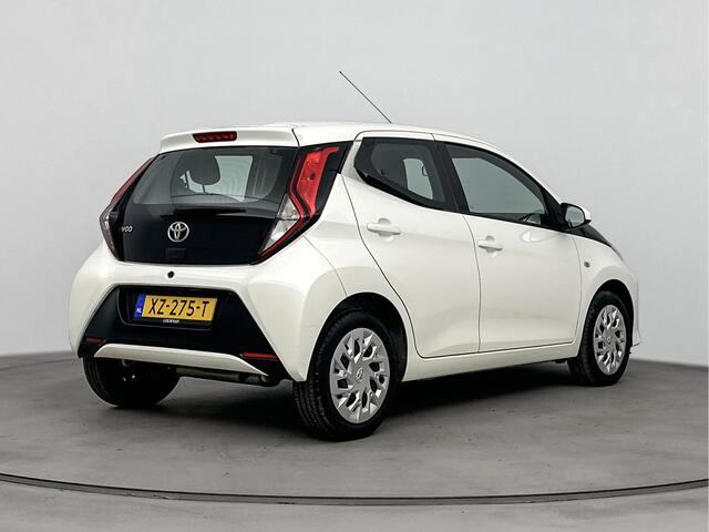 Toyota AYGO 1.0 VVT-i x-play | NL dealeronderhouden |