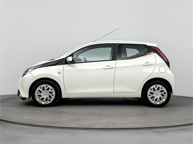 Toyota AYGO 1.0 VVT-i x-play | NL dealeronderhouden |