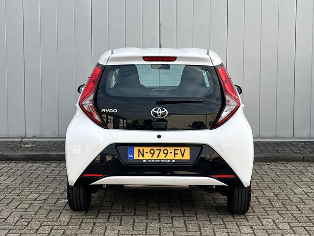 Toyota AYGO 1.0 VVT-i X-Play Limited NL Auto Lichtmetalen Velgen Carplay Airco