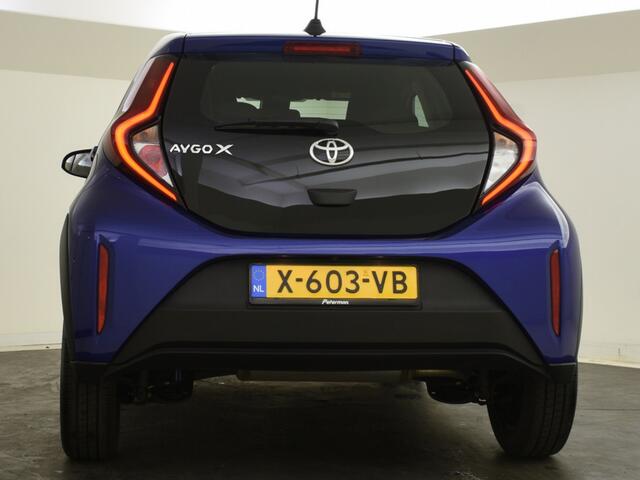 Toyota AYGO X 1.0 VVT-i S-CVT Play