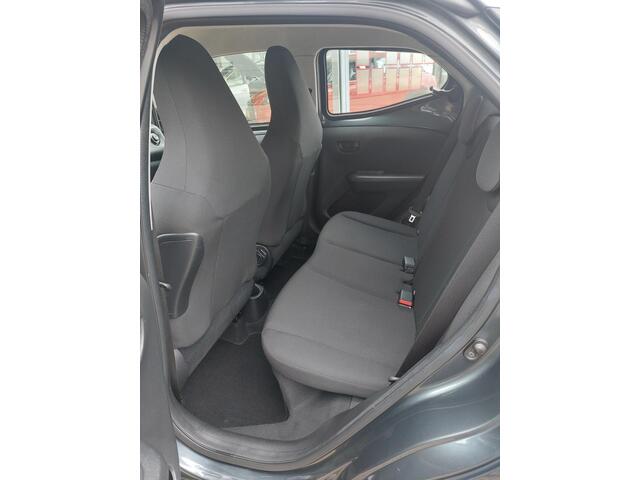 Toyota AYGO 1.0 VVT-i x-fun