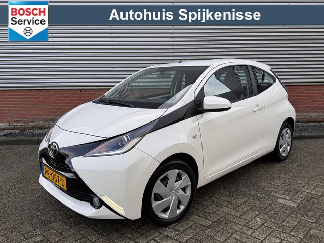 Toyota AYGO 1.0 VVT-i x-play | Automaat | Camera |