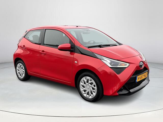 Toyota AYGO 1.0 VVT-i x-play | Apple CarPlay/Android auto | Achteruitrijcamera