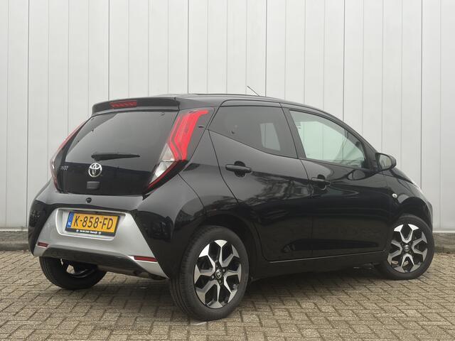 Toyota AYGO 1.0 VVT-i X-Joy Cabrio NL Auto Dealer Onderhouden Climate Control Carplay Lichtmetalen velgen