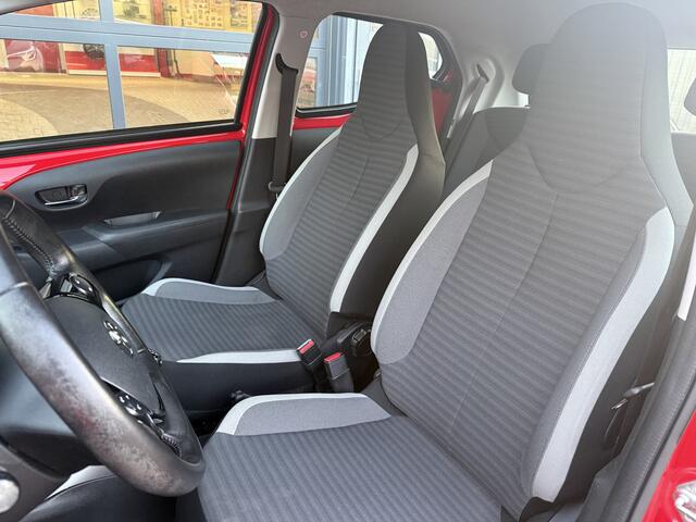 Toyota AYGO 1.0 VVT-i x-play