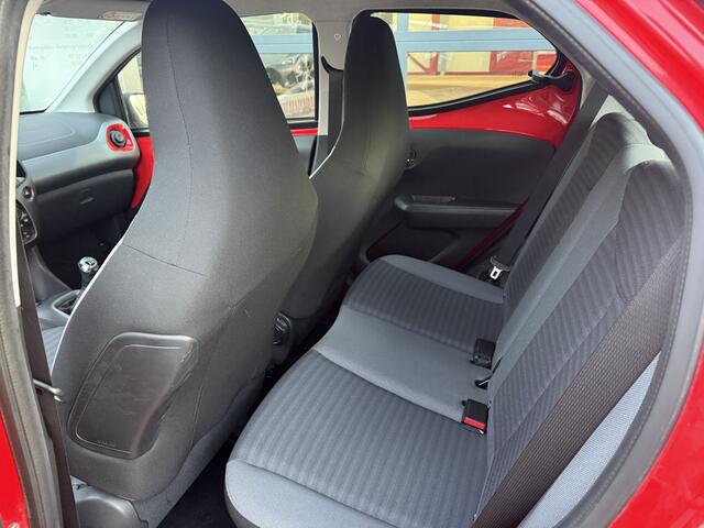 Toyota AYGO 1.0 VVT-i x-play