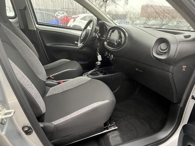 Toyota AYGO X 1.0 VVT-i S-CVT Play