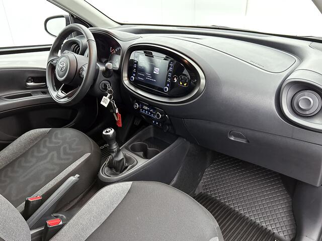 Toyota AYGO X 1.0 VVT-i MT first | BTW Voertuig | Stoelverwarming |