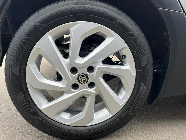 Toyota AYGO X 1.0 VVT-i MT first Nieuw geleverd en dealeronderhouden, 1 eign. Apple Carplay en/of Android auto navigatie, LMV, Privacy glass, Climate control