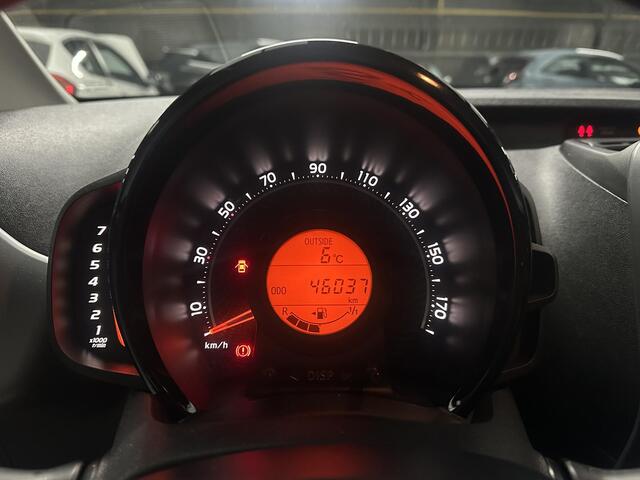 Toyota AYGO 1.0 VVT-i x-joy cabrio