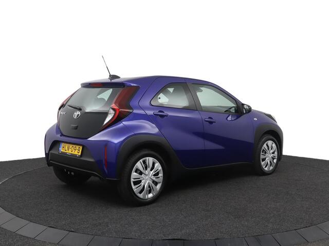 Toyota AYGO X 1.0 VVT-i MT Play | Cruise control | Apple carplay-android auto | Parkeercamera |
