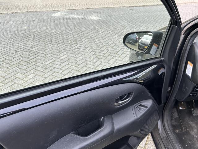 Toyota AYGO 1.0 VVT-i x-play