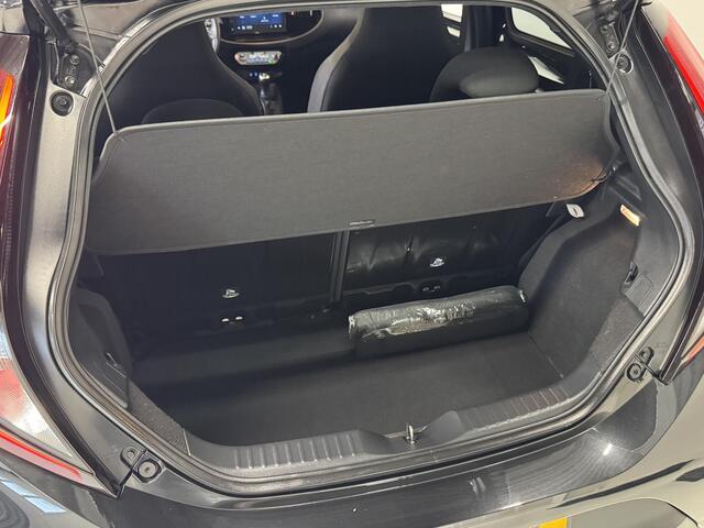 Toyota AYGO X 1.0 VVT-i MT First Plus