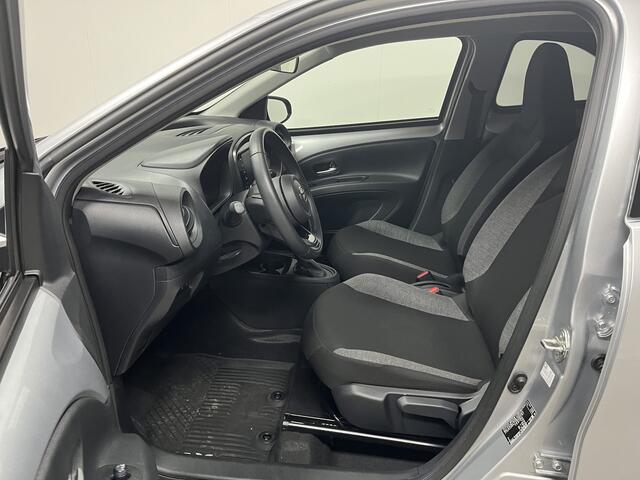 Toyota AYGO X 1.0 VVT-i MT Play Automaat Apple Carplay Stoelverwarming Camera