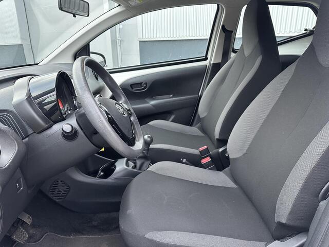Toyota AYGO 1.0 VVT-i x-fun | org NL en 1e Eigenaar | slechts 23.000 KM |