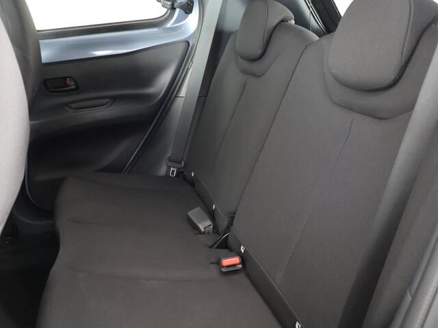 Toyota AYGO X 1.0 VVT-i PULSE PACK BI-TONE GARANTIE 3-2035! CARPLAY NAVI.STOELVERWARMING. ADAPTIVE CRUISE CONTROLL