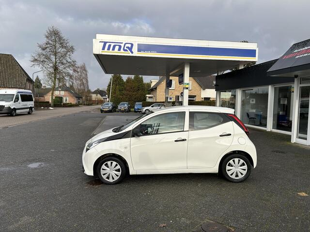 Toyota AYGO 1.0 VVT-i x-fun