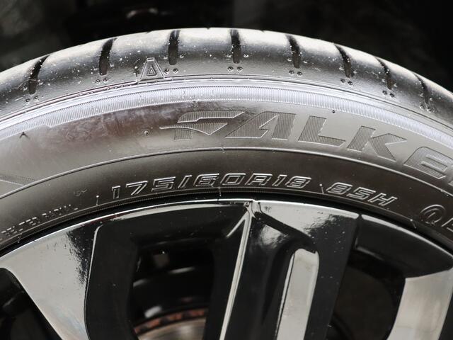 Toyota AYGO X 1.0 VVT-i MT Premium | NL dealeronderhouden | LM velgen | Keyless entry |