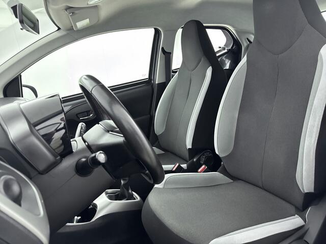 Toyota AYGO 1.0 VVT-i x-play | Cruise Control | Achteruitrijcamera | Apple Carplay/Android Auto