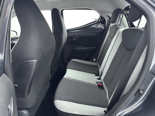 Toyota AYGO 1.0 VVT-i x-play | Cruise Control | Achteruitrijcamera | Apple Carplay/Android Auto