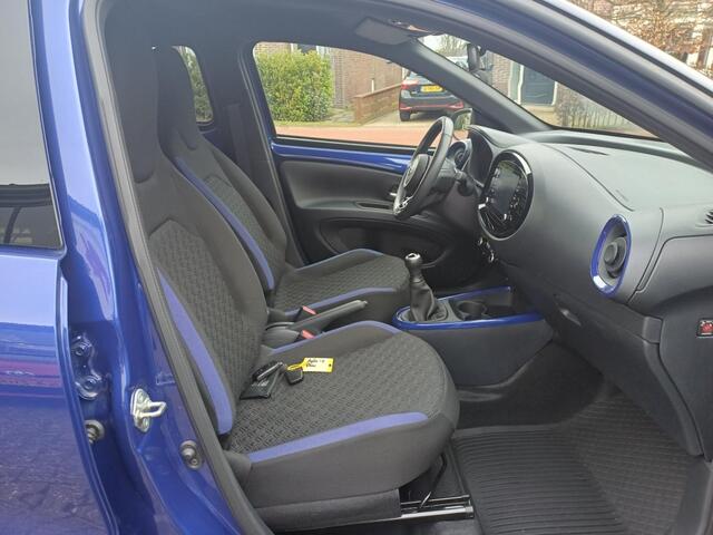 Toyota AYGO X 1.0 Pulse Bitone