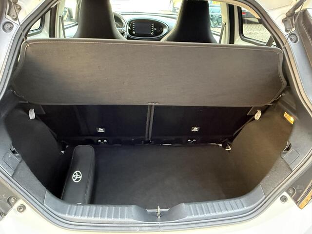 Toyota AYGO X 1.0 VVT-i MT Envy / Airco/ Apple carplay/ Cruise/ Camera/ LED/ Stoelverw/ LMV