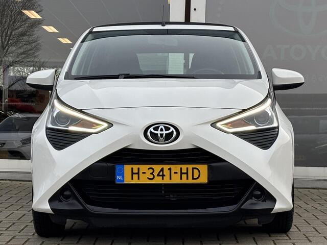 Toyota AYGO 1.0 VVT-i x-play | Cabrio dak | Achteruitrijcamera | Airco | Elektrische ramen | centrale deur vergrendeling | 1e eigenaar