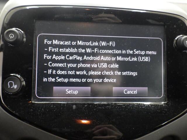 Toyota AYGO 1.0 VVT-i x-joy