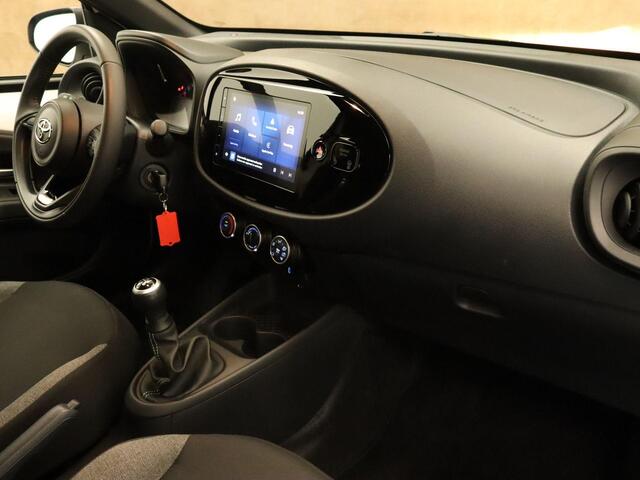 Toyota AYGO X 1.0 VVT-i MT Play - ORIGINEEL NEDERLANDSE AUTO - ACHTERUITRIJ CAMERA - AIRCO - BLUETOOTH - APPLE CARPLAY/ ANDROID AUTO - ADAPTIEVE CRUISE CONTROL - DAB AUDIO